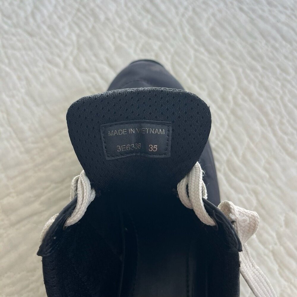 PRADA Women’s Re-Nylon Sneakers in Black Size EU35 - Picture 8 of 9